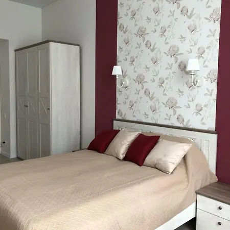Viktoriya Deluxe Apartment
