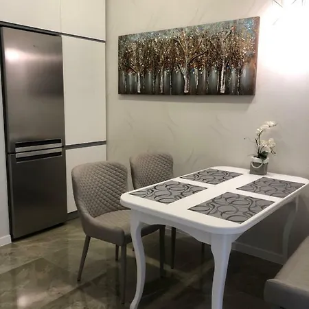 Viktoriya Deluxe Apartment